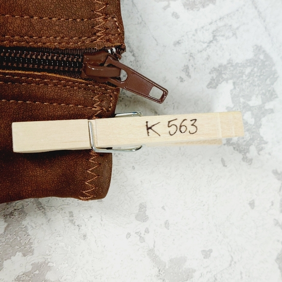 New Charles By Charles David Wynter Brown Faux Leather Ankle Boots K563 - Picture 13 of 13